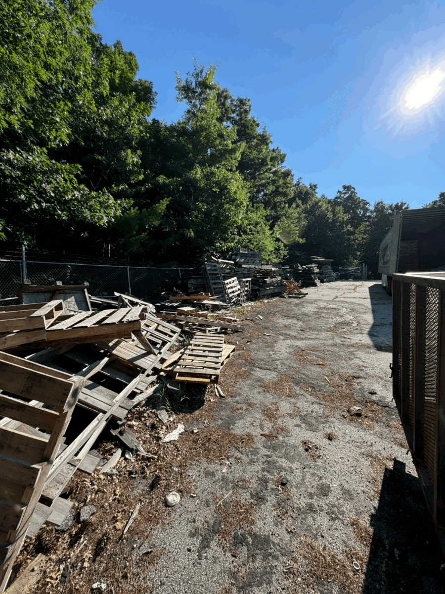 Pallet Removal in NH & MA